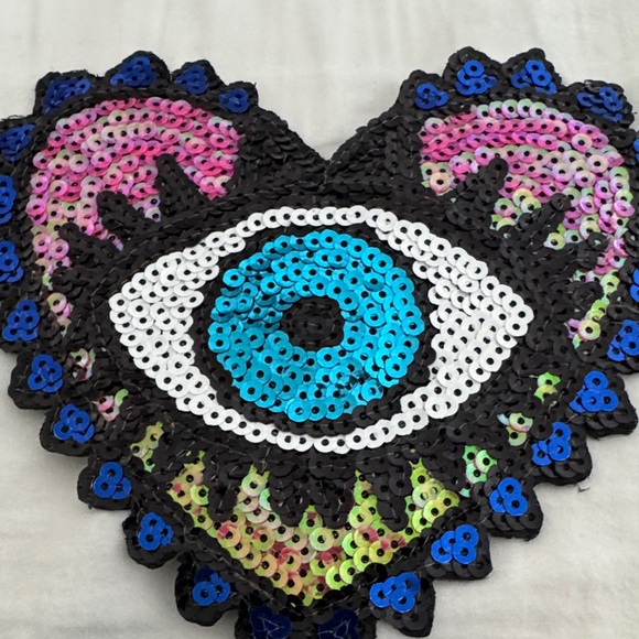 Sequin Heart Eye Wall Art in Blue and Black - Picture 2 of 3